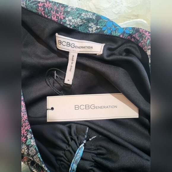 BCBGeneration Floral Long Sleeve Mesh Dress with Cutout NWT size M - Picture 6 of 6